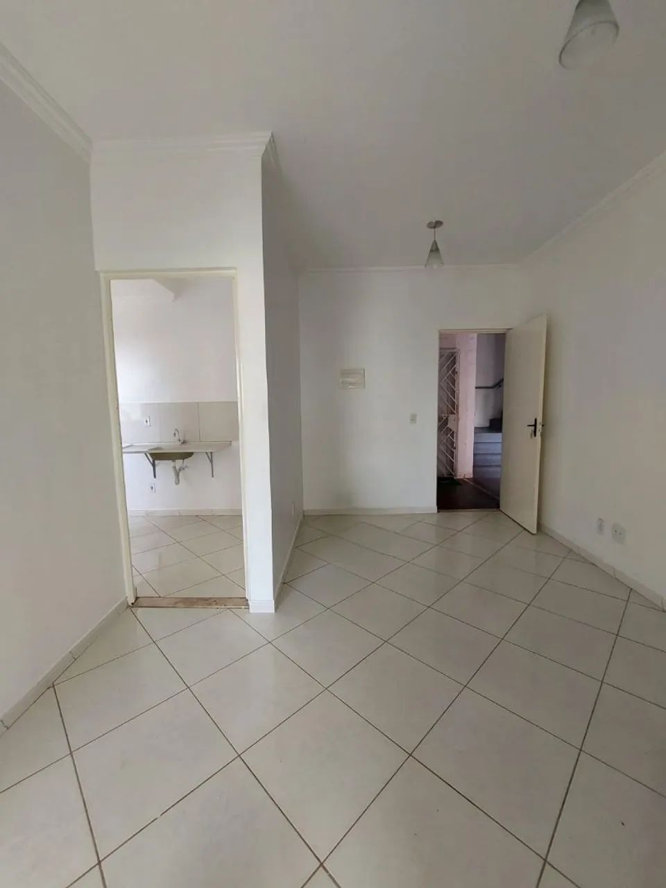 ALUGO R$ 1.000, Apto reformado no  Resid. Ozias Monteiro, Cidade Nova - Foto 3