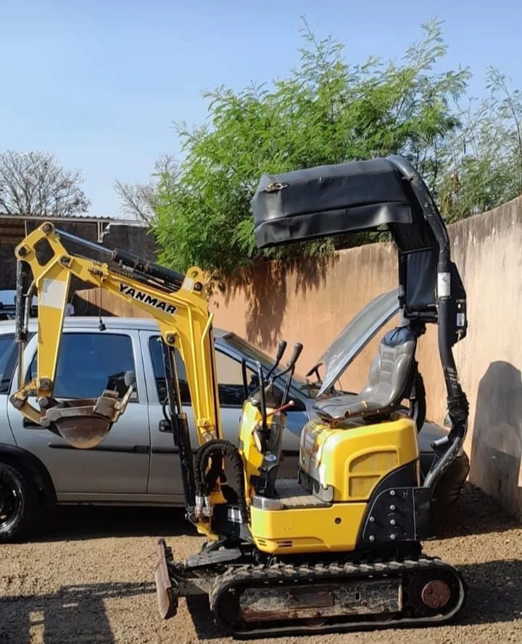 Mini escavadeira Yanmar SV08, 5 conchas 