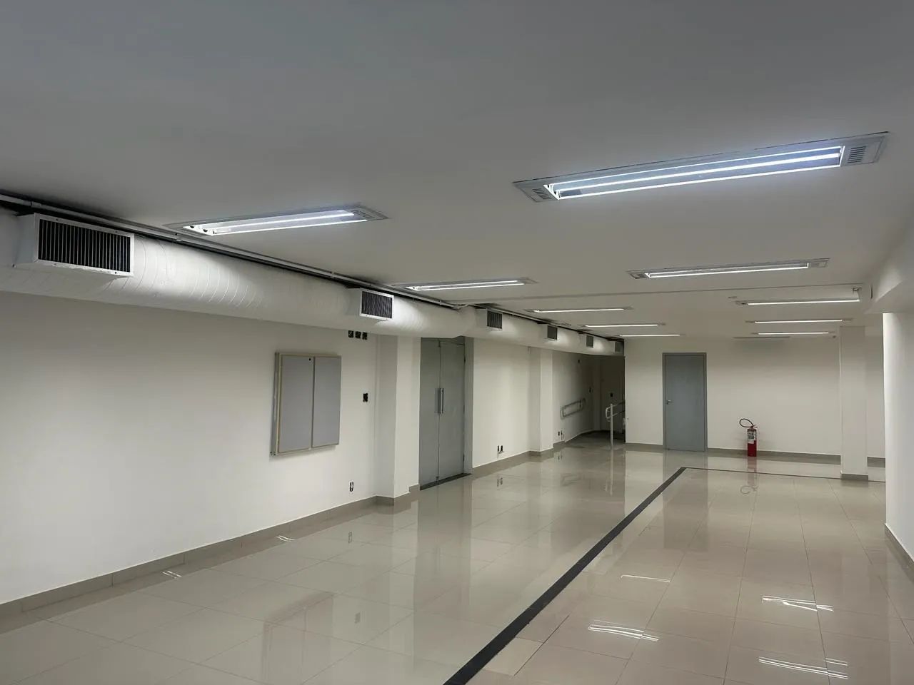 Loja para aluguel com 450 metros quadrados - Foto 2