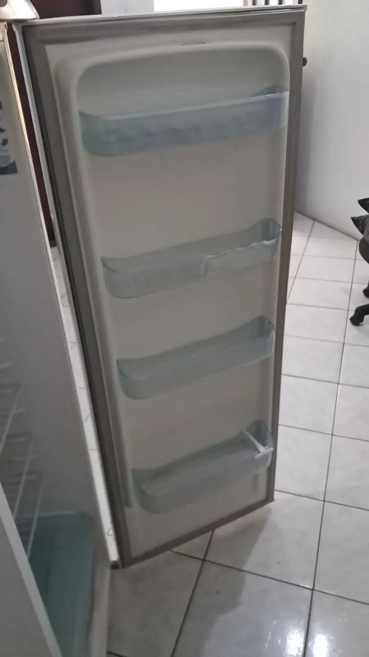 Geladeira Usada Electrolux - Foto 3