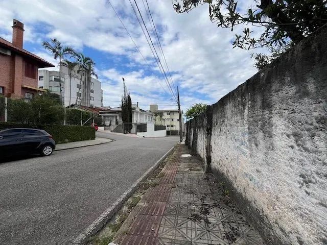 Terreno com 1.427m² - À venda em Coqueiros, Florianópolis. - Foto 2
