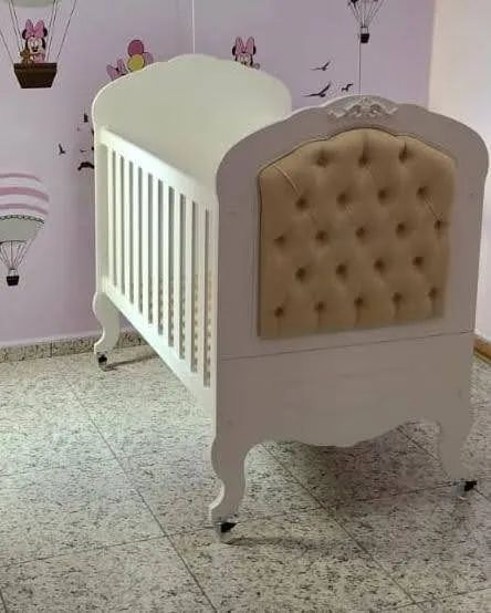 Berço Cama Vitoriano Branco com capitone - Imaza Moveis (Acompanha Colchão Gazin)