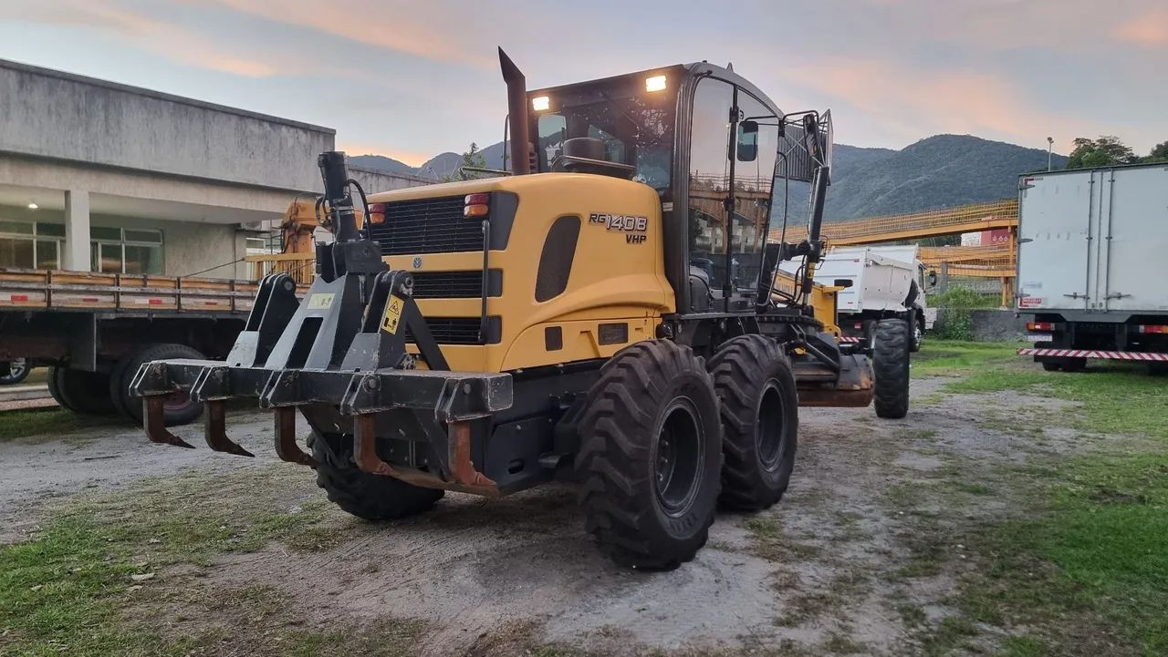 Moto Niveladora New Holland RG140B VHP ANO 2021 COM APENAS 1.200 HORAS  - Foto 5