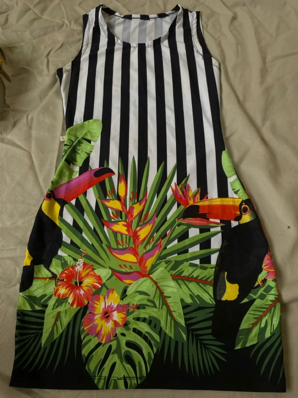Vestido estampado seminovo