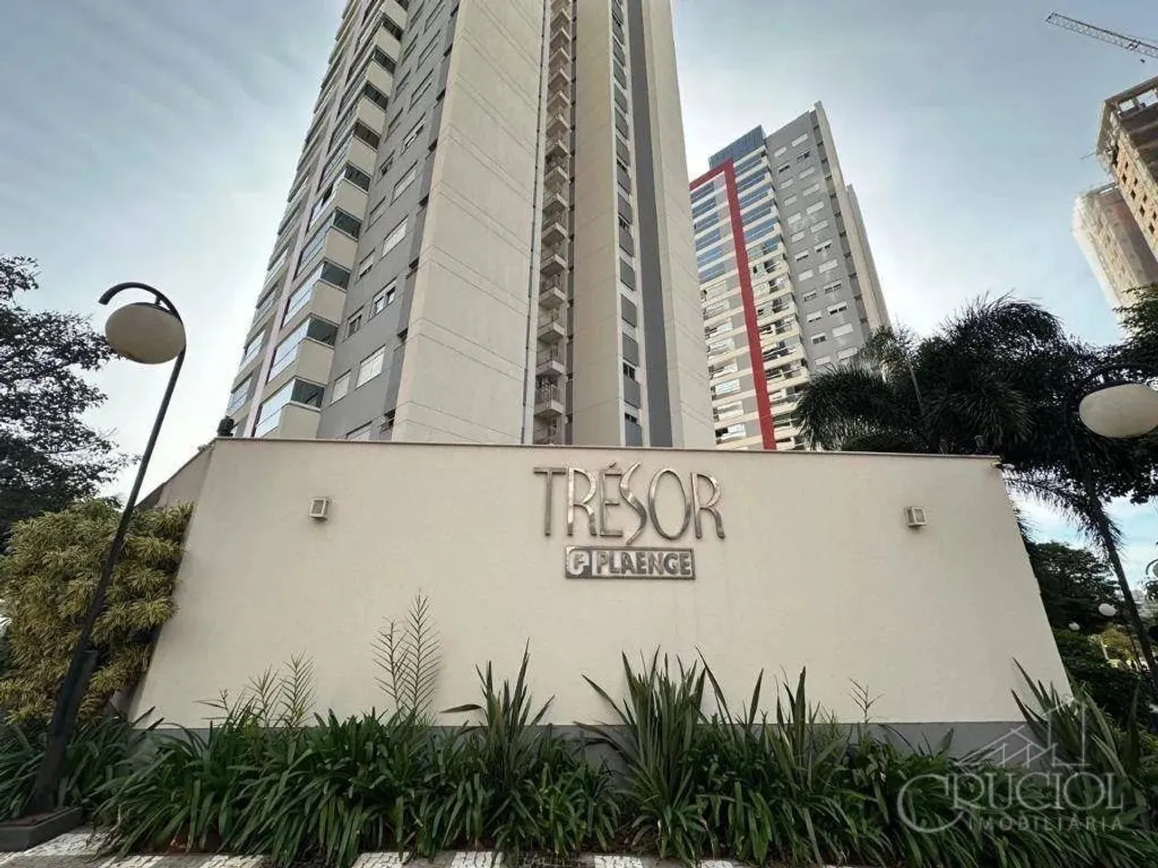 Apartamento de 3 dormitórios com lazer completo na Gleba Palhano