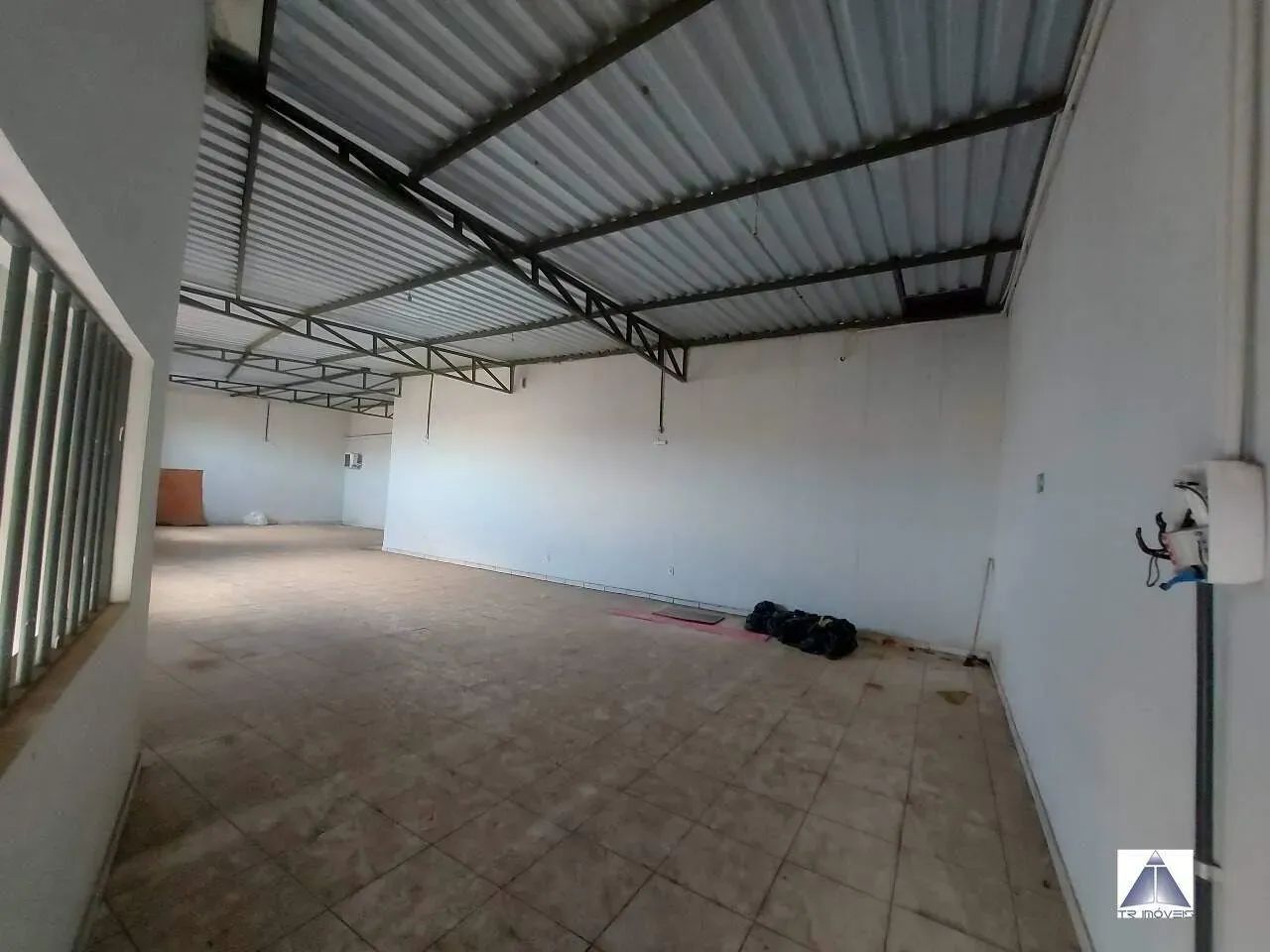 ANEXO COM 125M2 NO LINDEIA EM PONTO COMERCIAL! - Foto 2