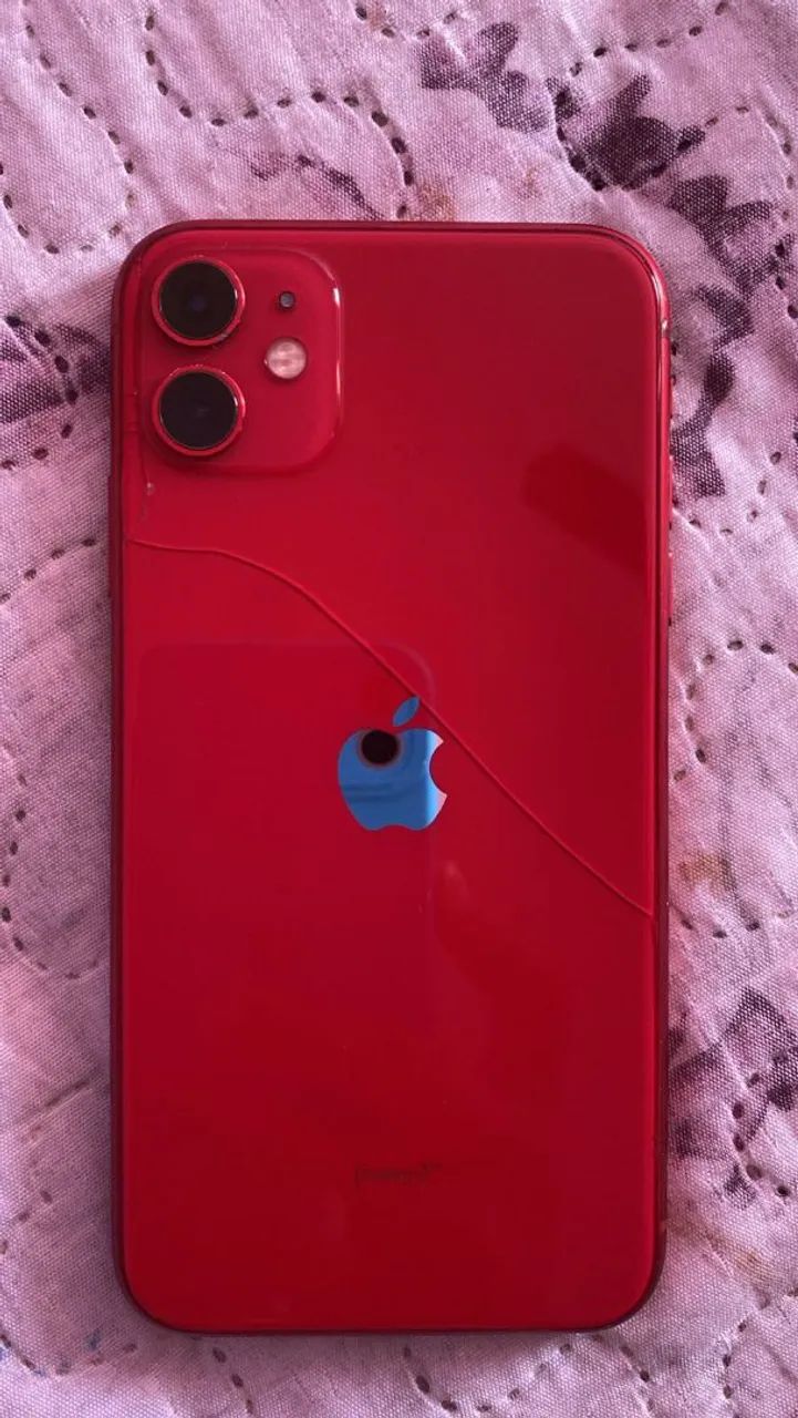IPhone 11 funcionando em perfeito estado,não acompanha carregador, saúde bateria em 77  - Foto 3