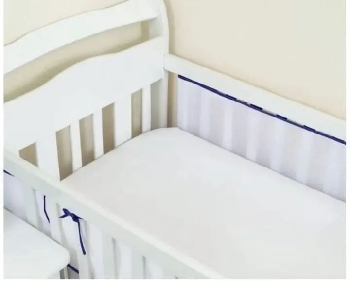 Tela de proteção para as laterais do berço 