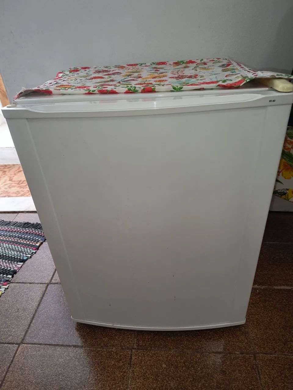 Geladeira Pequena - Foto 4