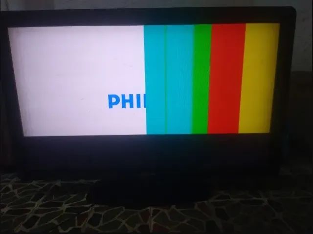 Tv Philips de 40 polegadas LCD modelo 40pfl3605d/78 - Foto 2