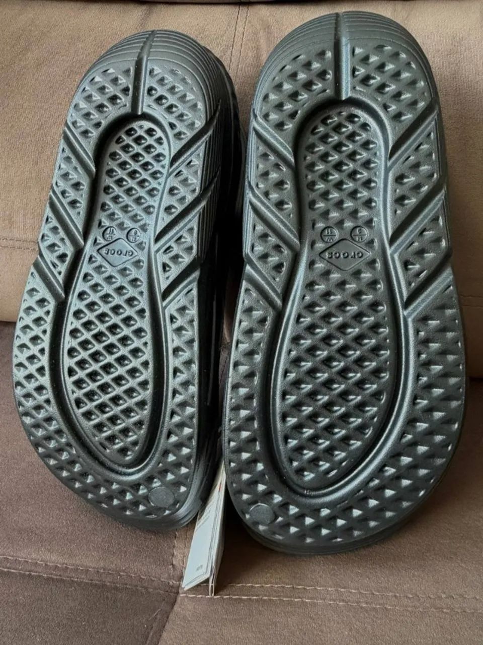 Crocs Echo Clog - Preta - Tamanho 40 - Foto 4