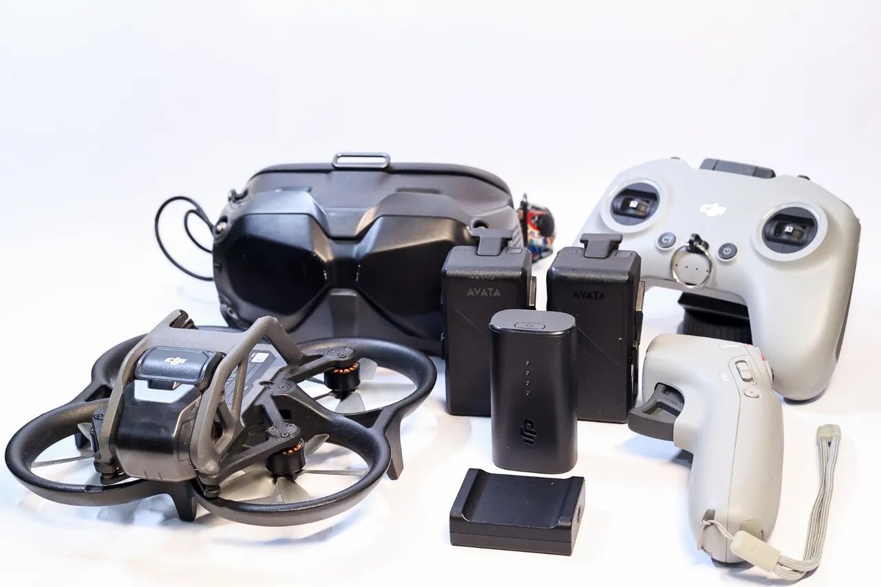 Dji Avata + 4x Baterias / Goggles V2 / Controller 2 / Motion Controler 