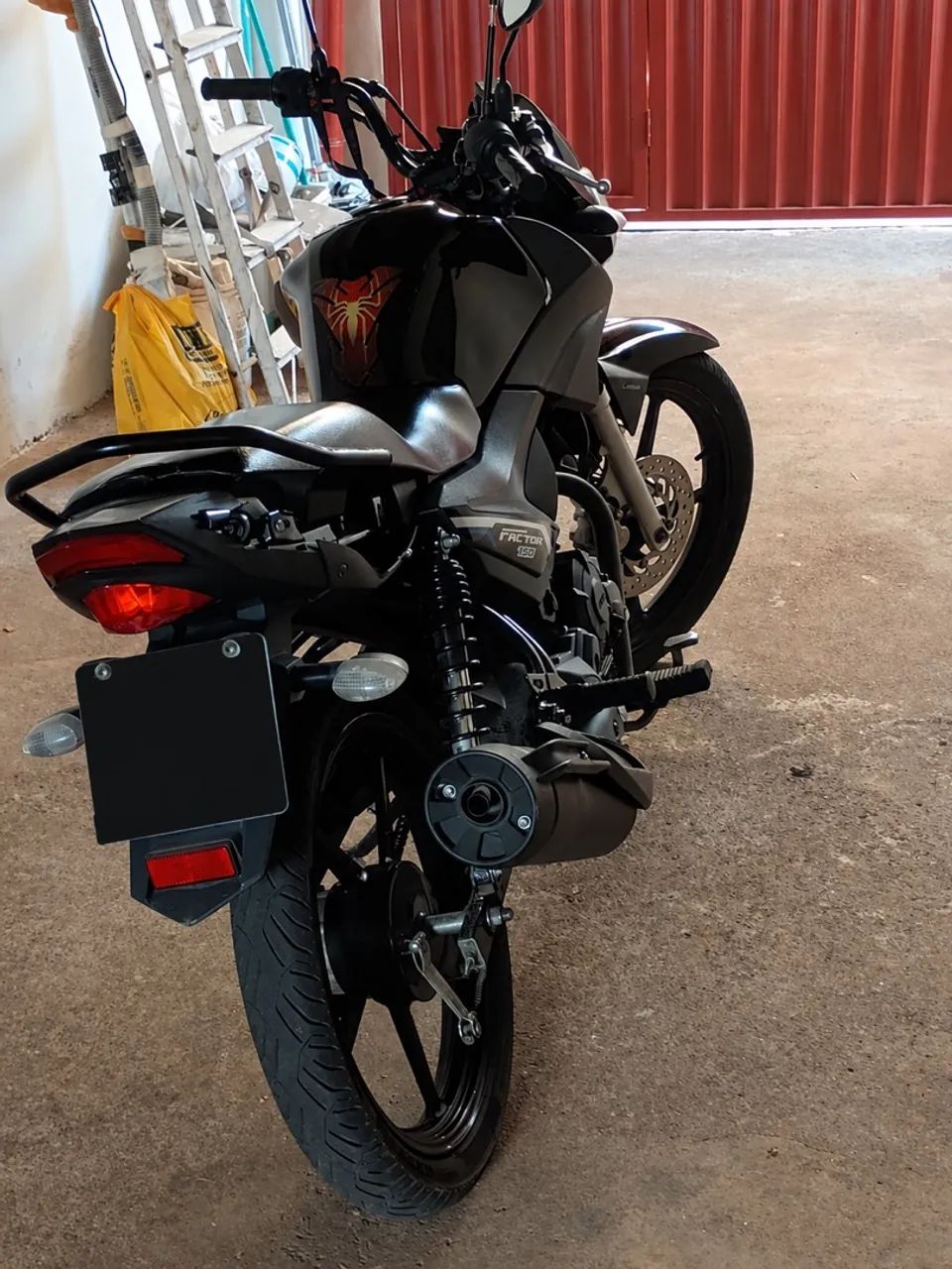 Factor Yamaha 150 cc 2022 - Foto 2