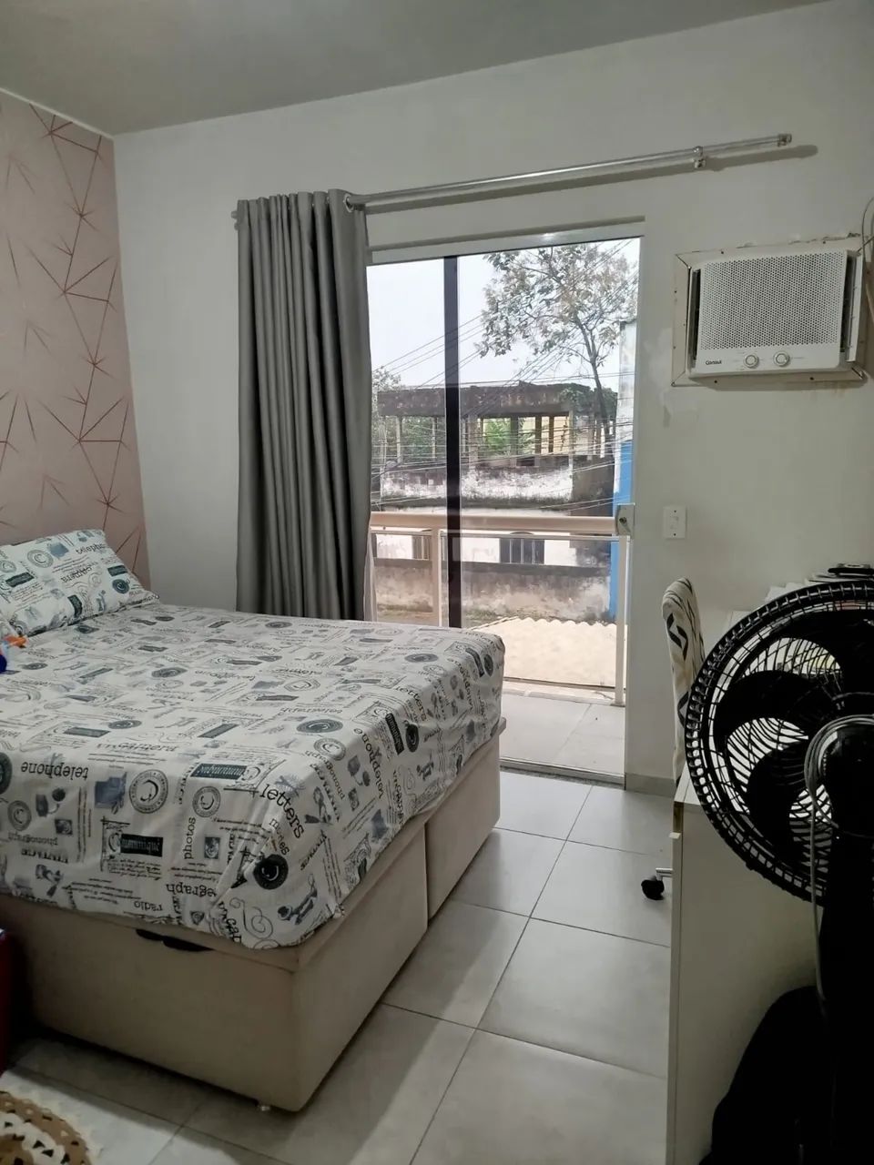 BAIXOU R$ 50 MIL - CASA 2 QUARTOS COM GARAGEM - Foto 5