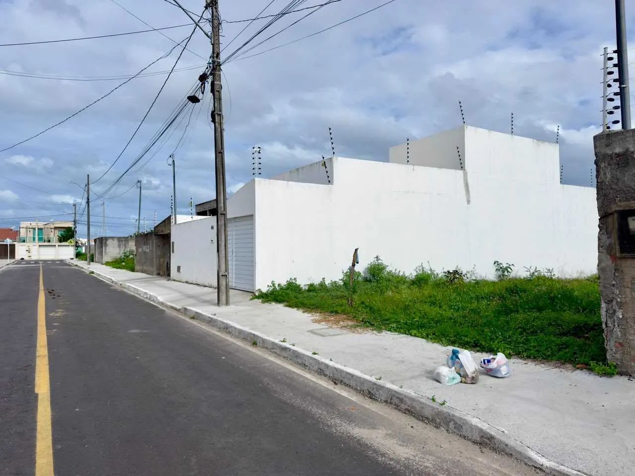 TERRENO EM RUA PÚBLICA - ARUANA [54636] - Foto 3