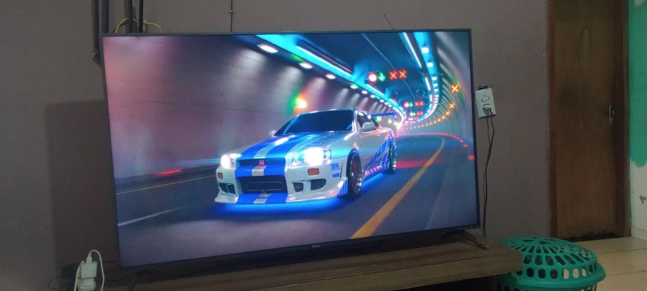 TV Philco 60 polegadas em bom estado de uso smart 4K valor 1550