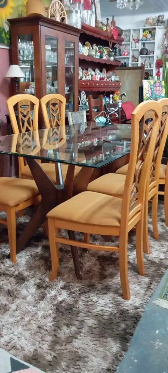 Mesa com tampo de vidro bisotê grosso e 6 cadeiras - Foto 2