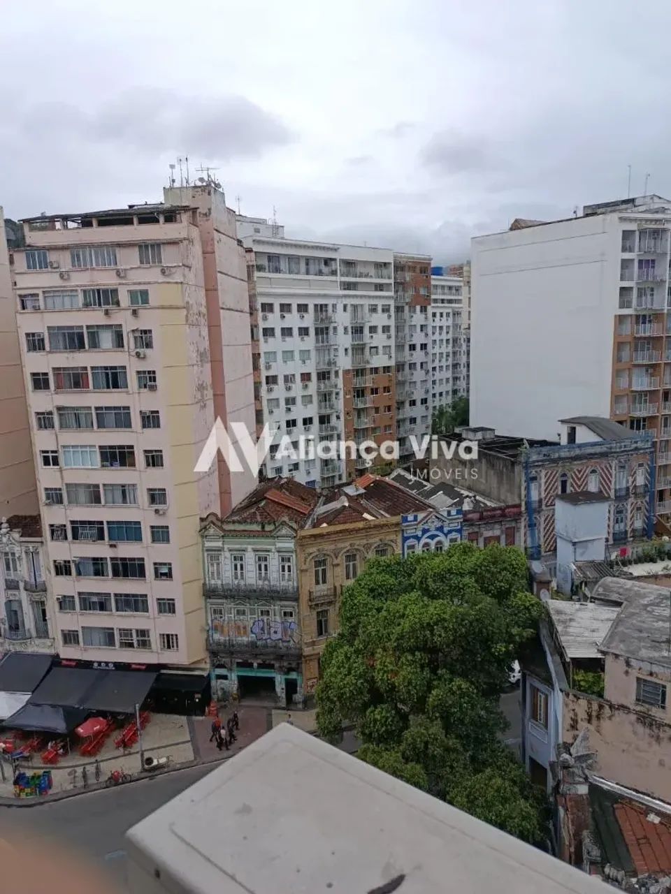 Centro | Andar 5 quartos, sendo 5 suites