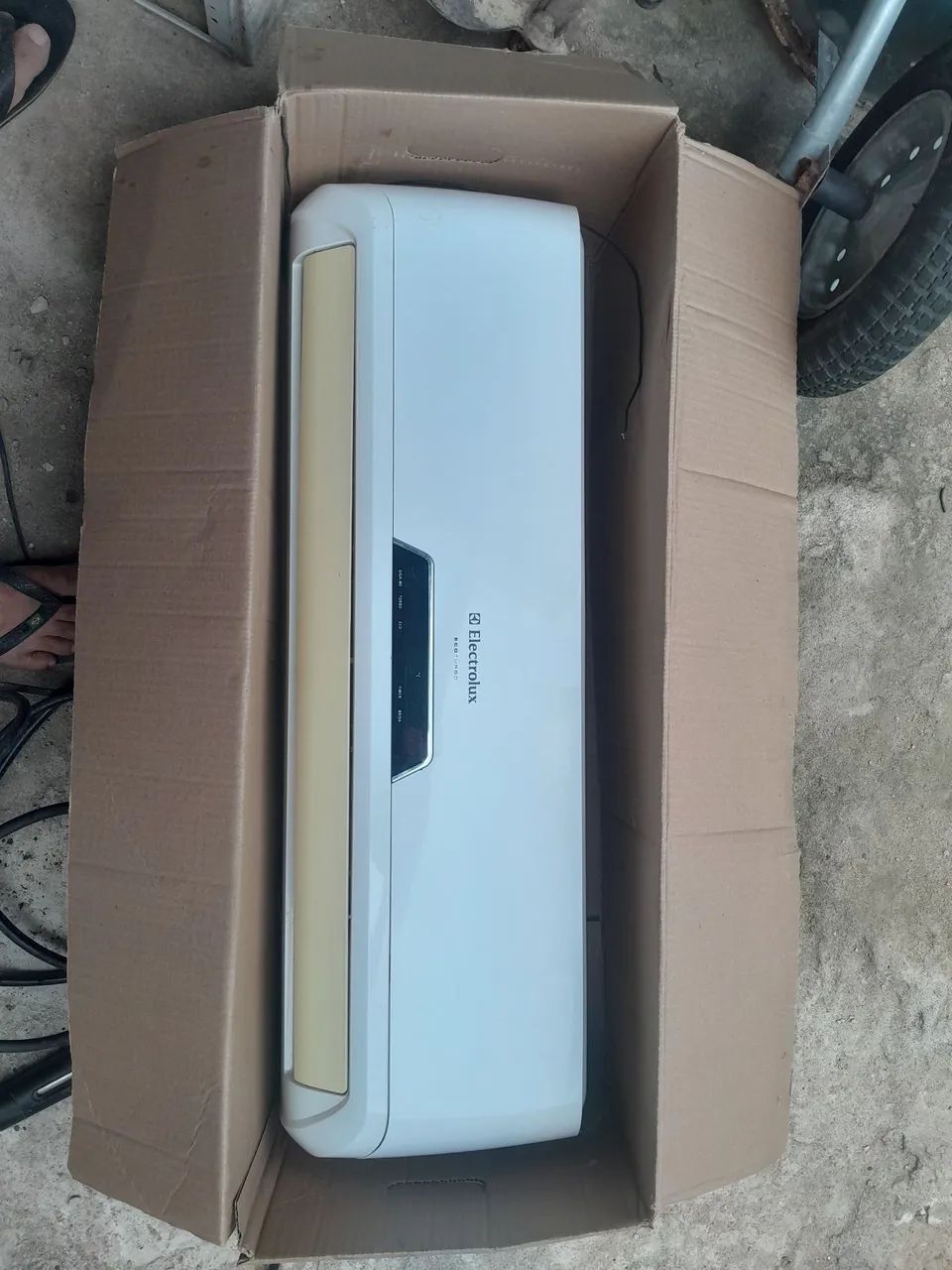 Vendo split 12.000 btus  1.300