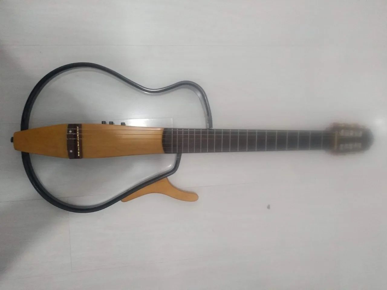 Violão Yamaha Silent 100 nylon - Foto 3