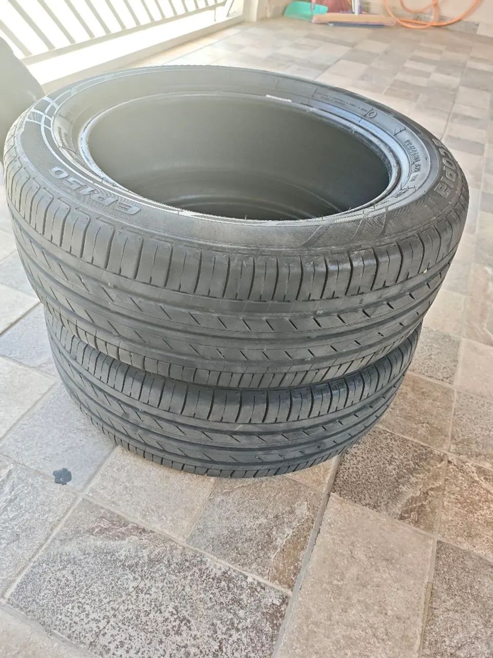 Pneu - Foto 6