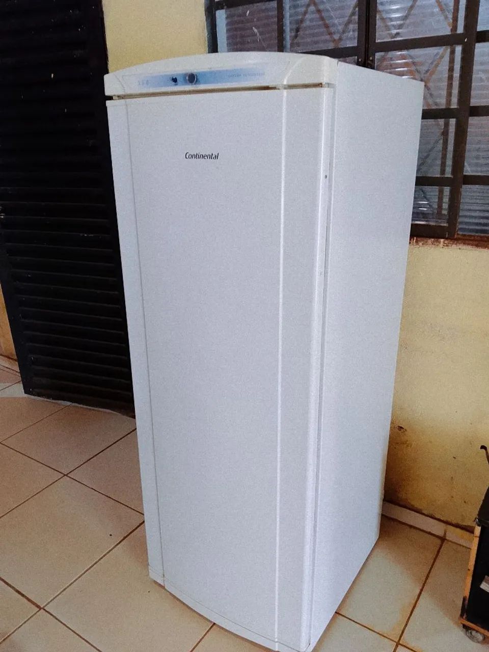 Vendo geladeira funcionando perfeitamente  - Foto 2