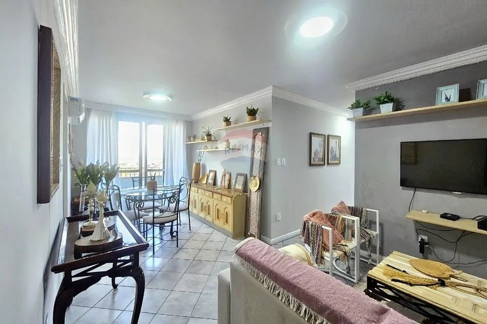 Apartamento no centro da cidade, mobiliado Andar Alto com vista para o teatro e ponte, con - Foto 2
