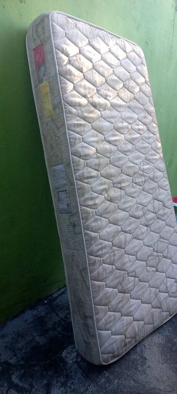 Colchão solteiro viúva Ortocrim ótima qualidade 