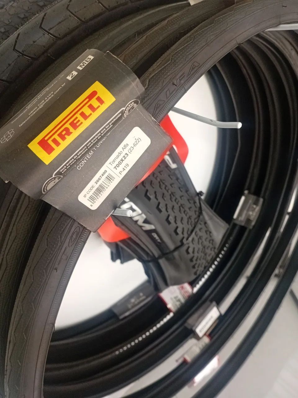 Par de Pneu Pirelli 700x23  - Foto 2
