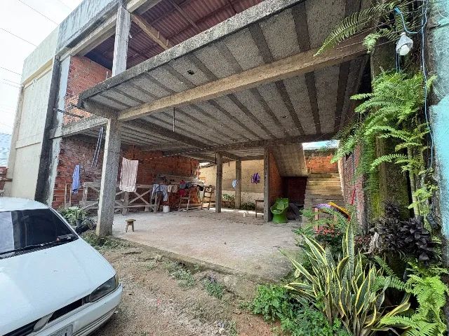 Terreno com 2 pontos comercias recém construídos, 2 kit net, casa em obra,  - Foto 3