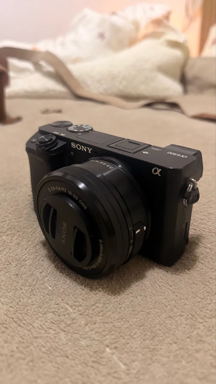 Câmera Sony Alpha a6300 4K + Lente 16-50mm - Foto 4