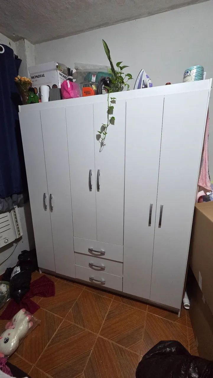 Guarda-roupa solteiro