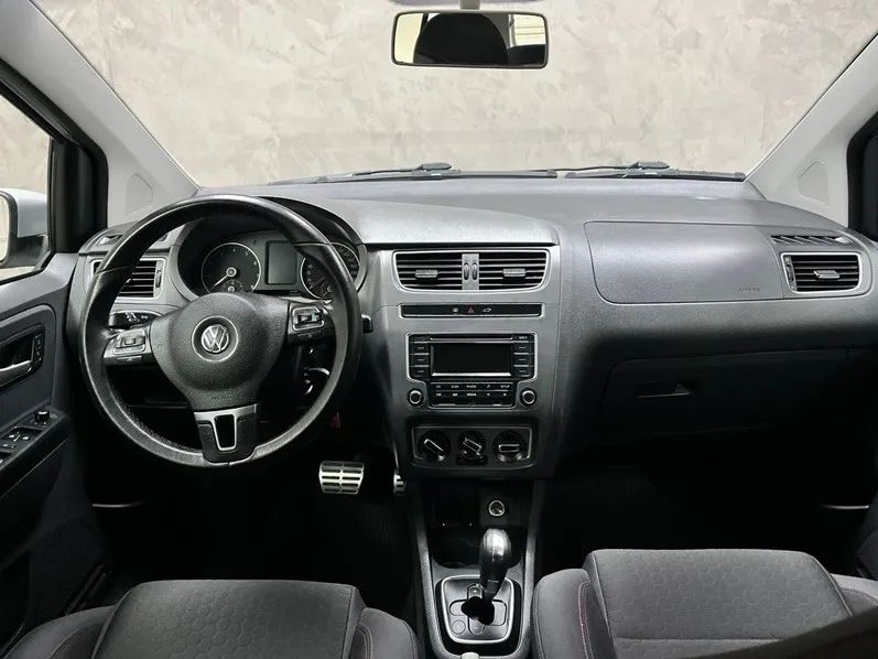 Volkswagen Fox 1.6 MI Total Flex 8V 5P 2014 - Foto 4