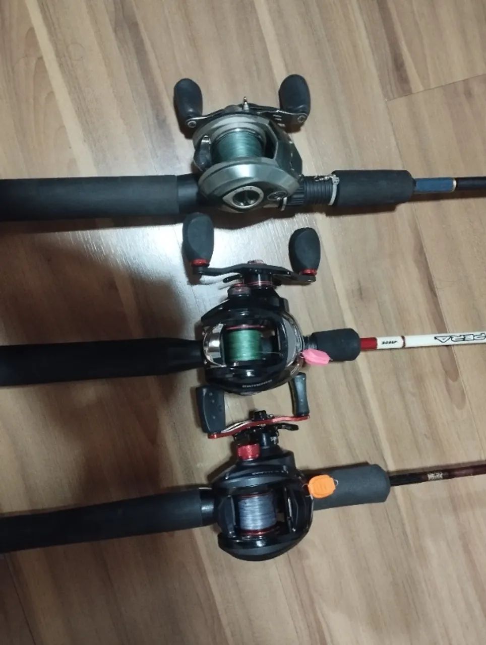 3 conjuntos de varas com carretilhas com multifilamento  - Foto 3