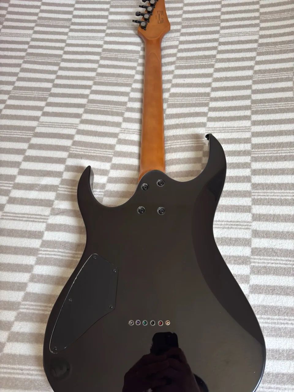 Guitarra Waldman WGAR220F - Foto 2