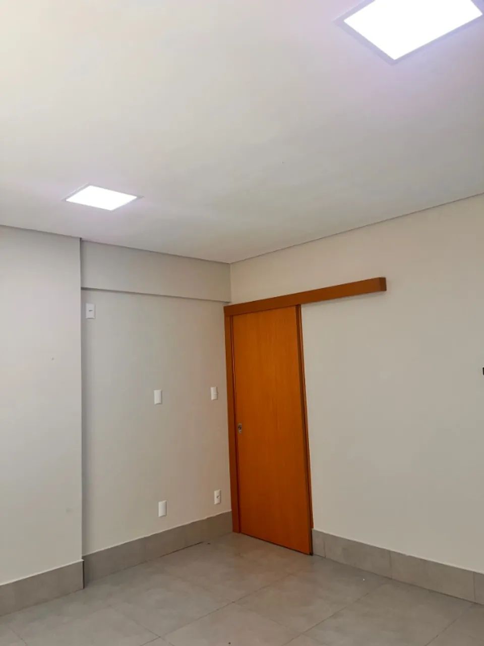 ALUGO COMERCIAL/RESIDENCIAL APARTAMENTO REFORMADO - Foto 3