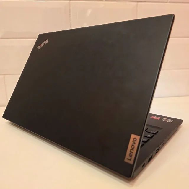 Notebook Lenovo ThinkPad Ryzen 7 5700U - 16Gb Ram - 512Gb SSD