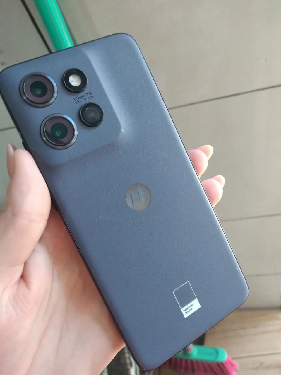 Celular moto Edge 50 neo  - Foto 4