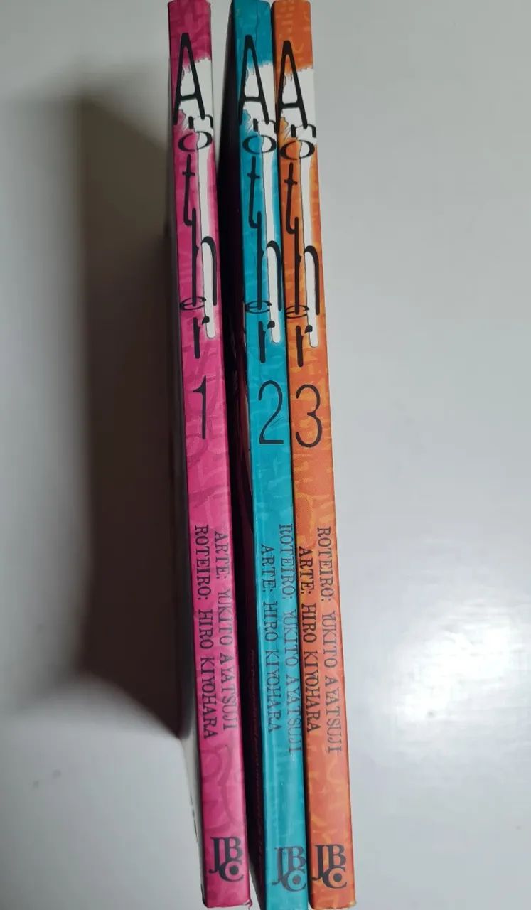 Mangas Another Volumes 1, 2 e 3 - Foto 2