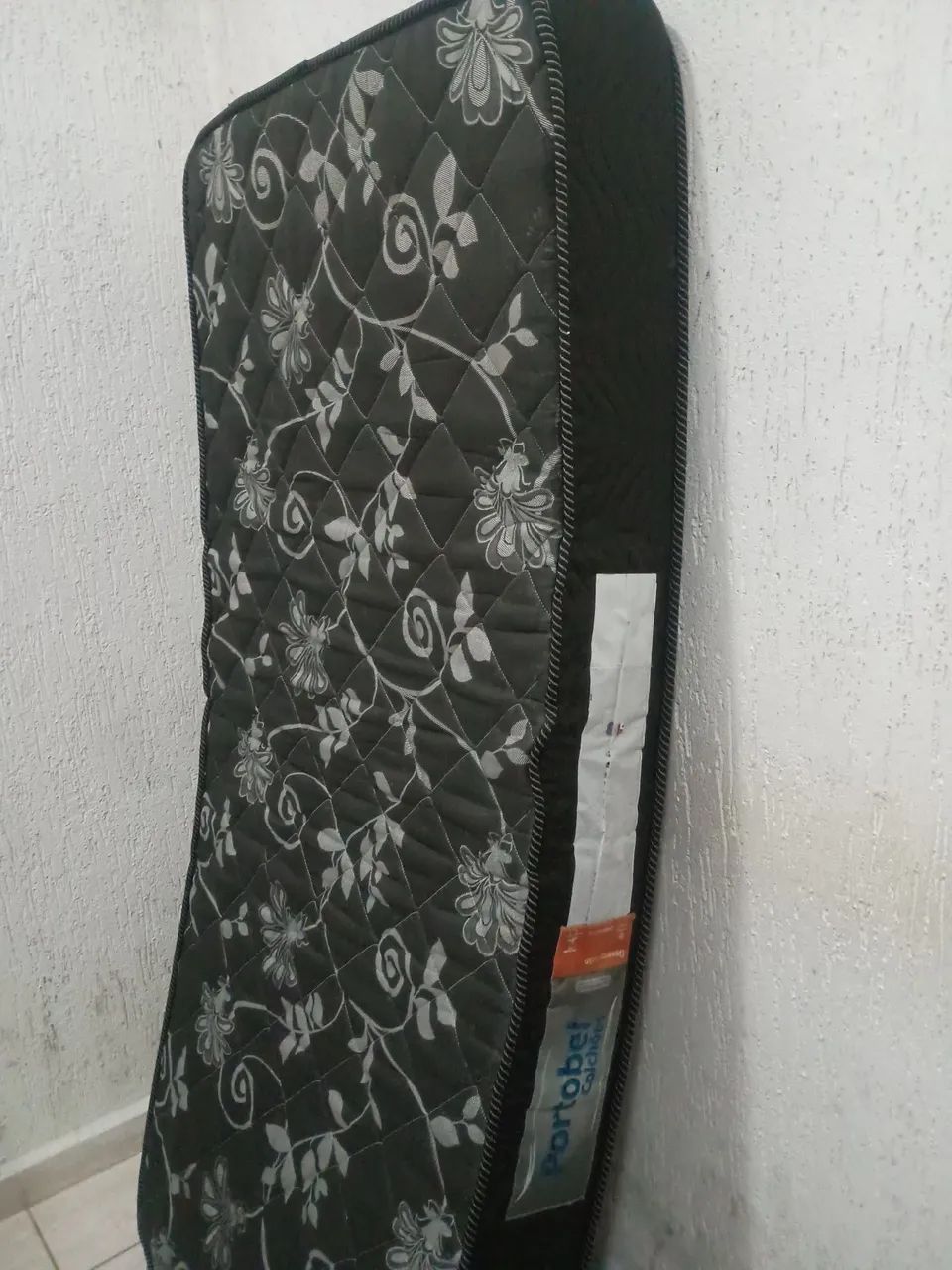 Colchão de solteiro semi novo 
