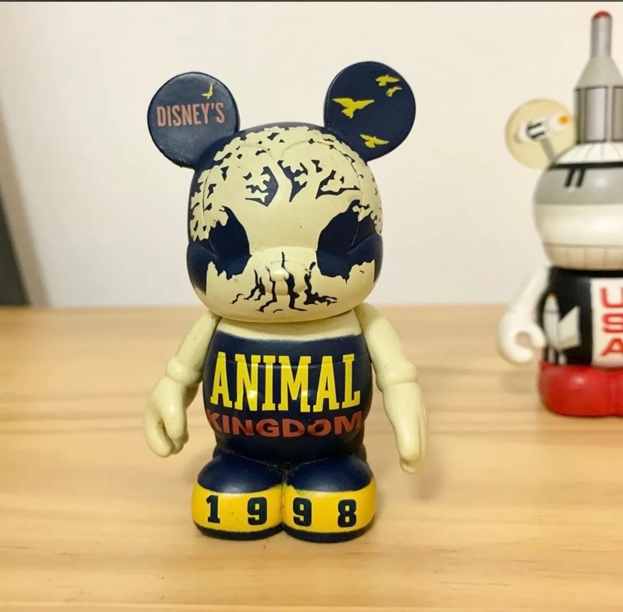 vinylmation- mickey mouse da disney colecionável