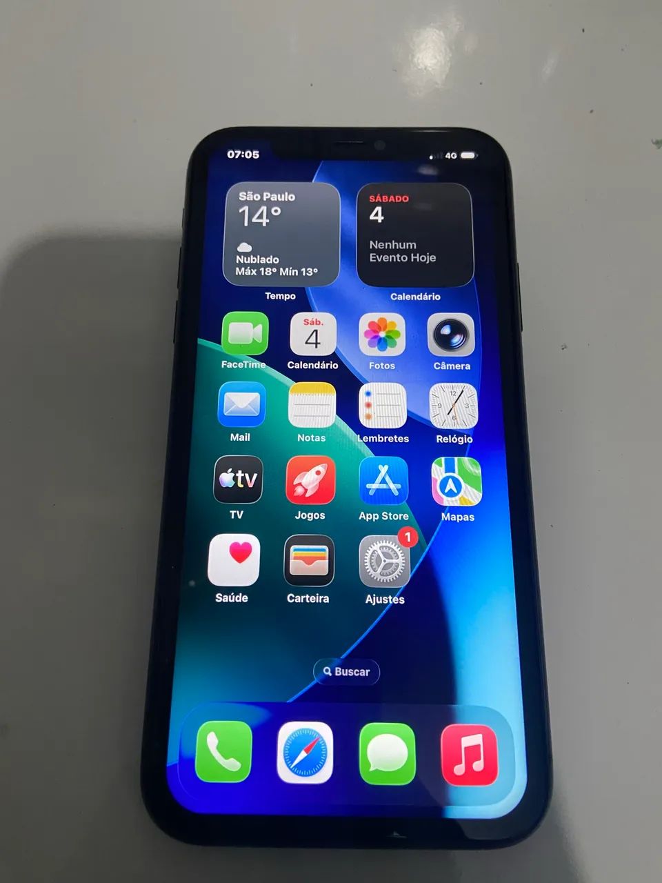 iPhone  11 black  128GB
