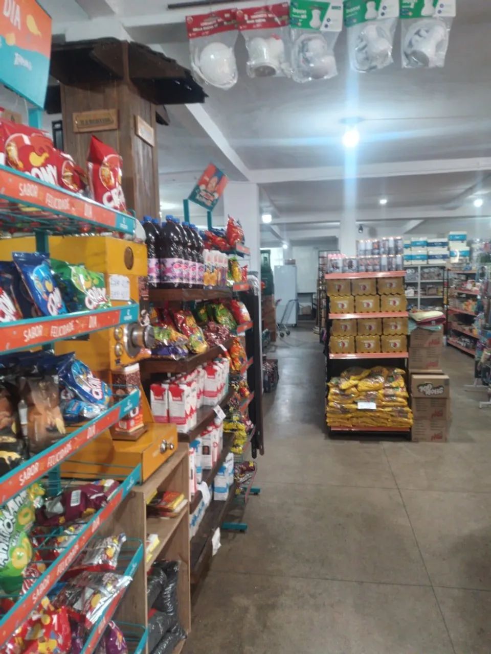 Vende-se Supermercado em pleno Funcionamento  - Foto 4