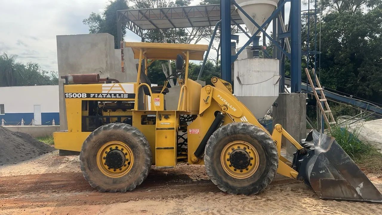 Pá Carregadeira 