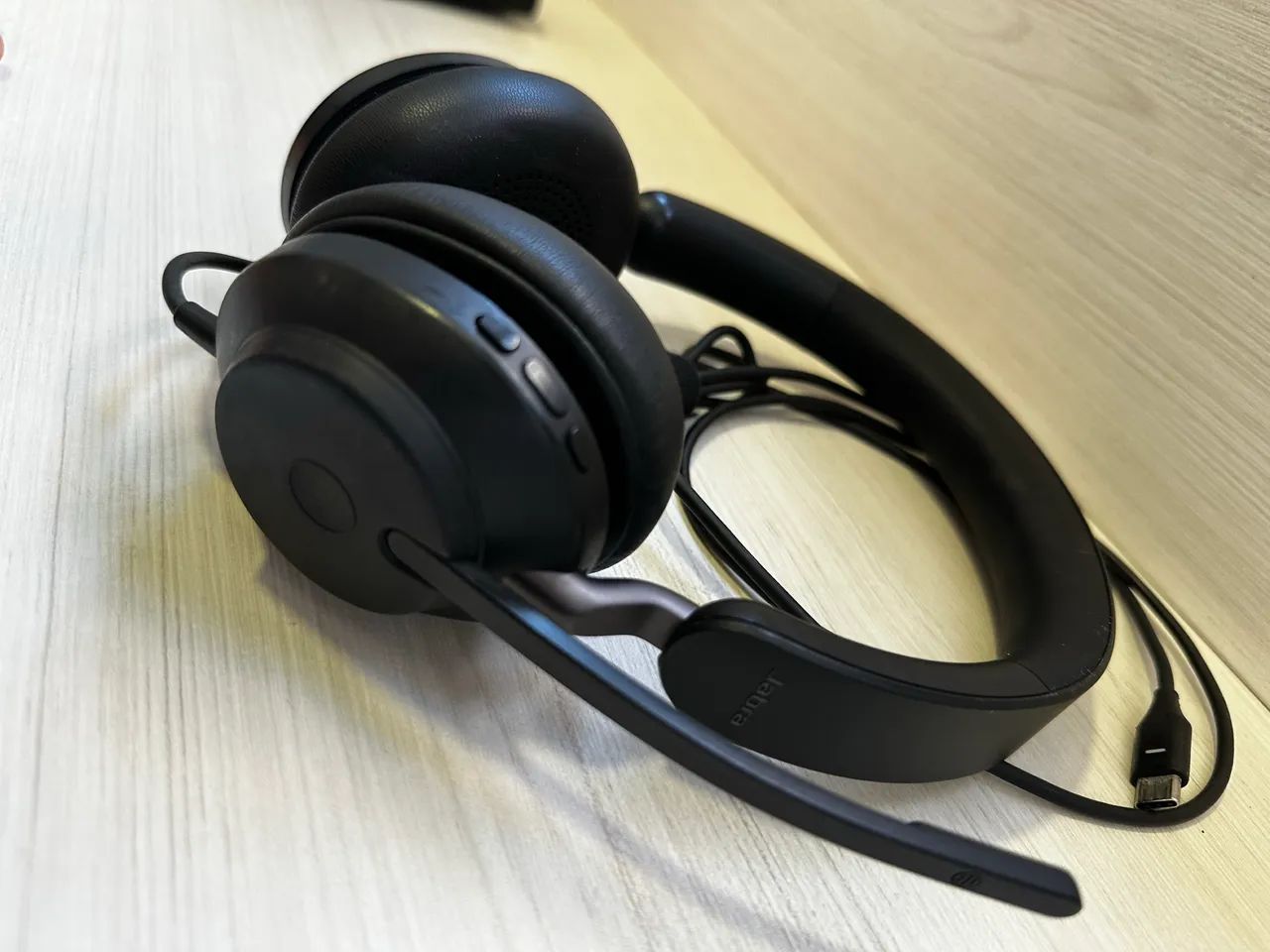Headset Jabra Evolve 2 40 Impecável  - Foto 3