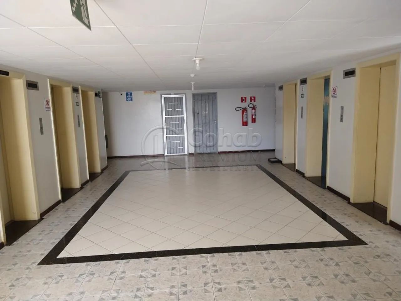 Sala Comercial com 25m² para Locação no Bairro Centro - Foto 10