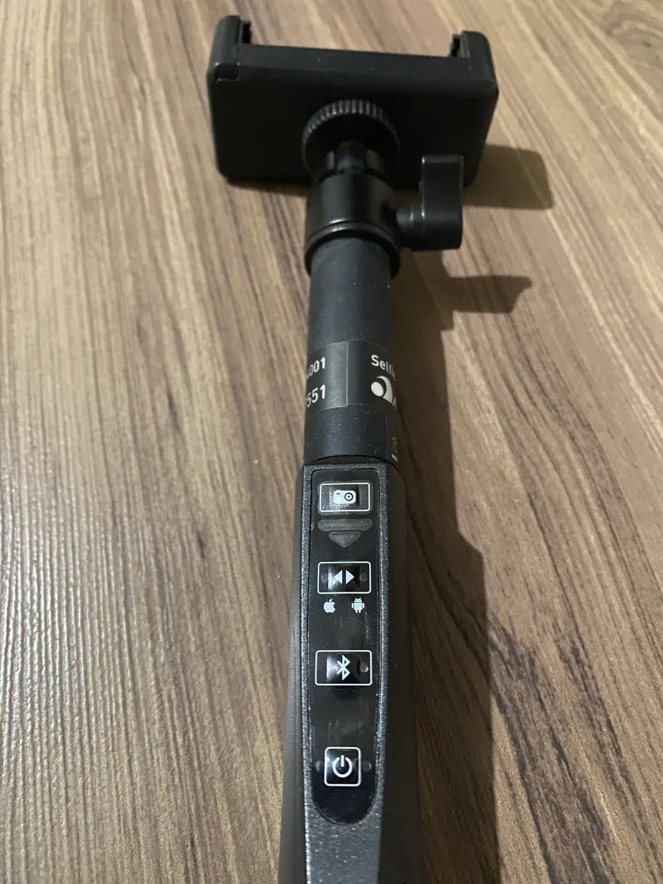 Satechi Bluetooth Smart Selfie Arm 