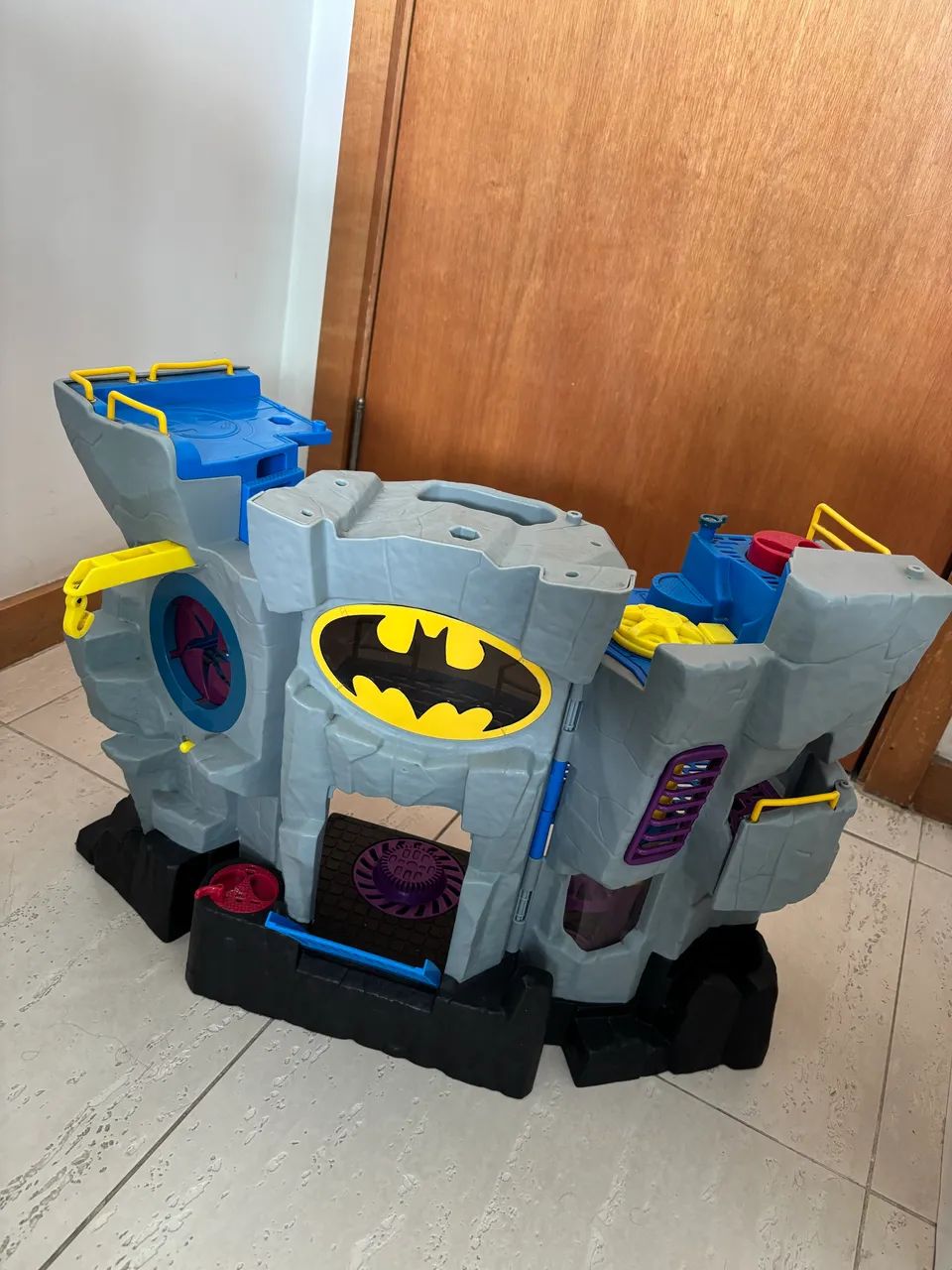 VENDO BAT CAVERNA - ÓTIMAS CONDIÇÕES 