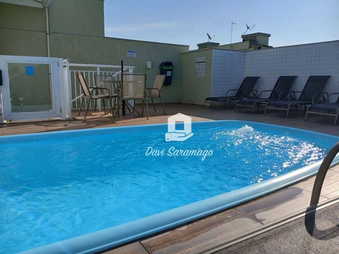 Apartamento à Venda 2 quartos- Pendotiba