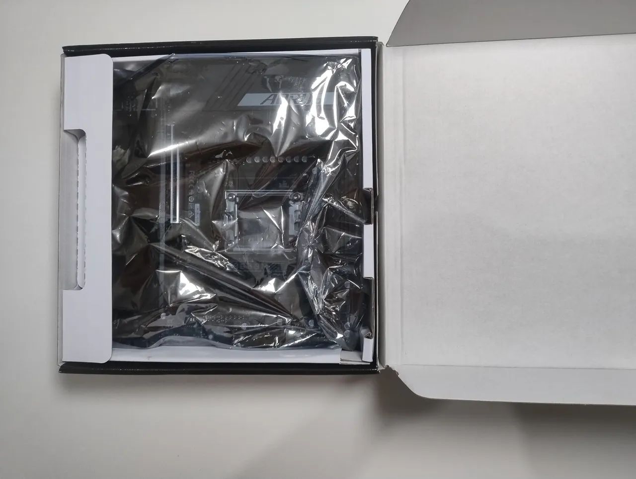 Placa mãe B650m Aorus Elite - Foto 2